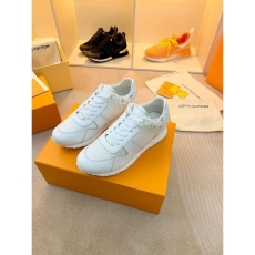 Louis Vuitton Low Shoes